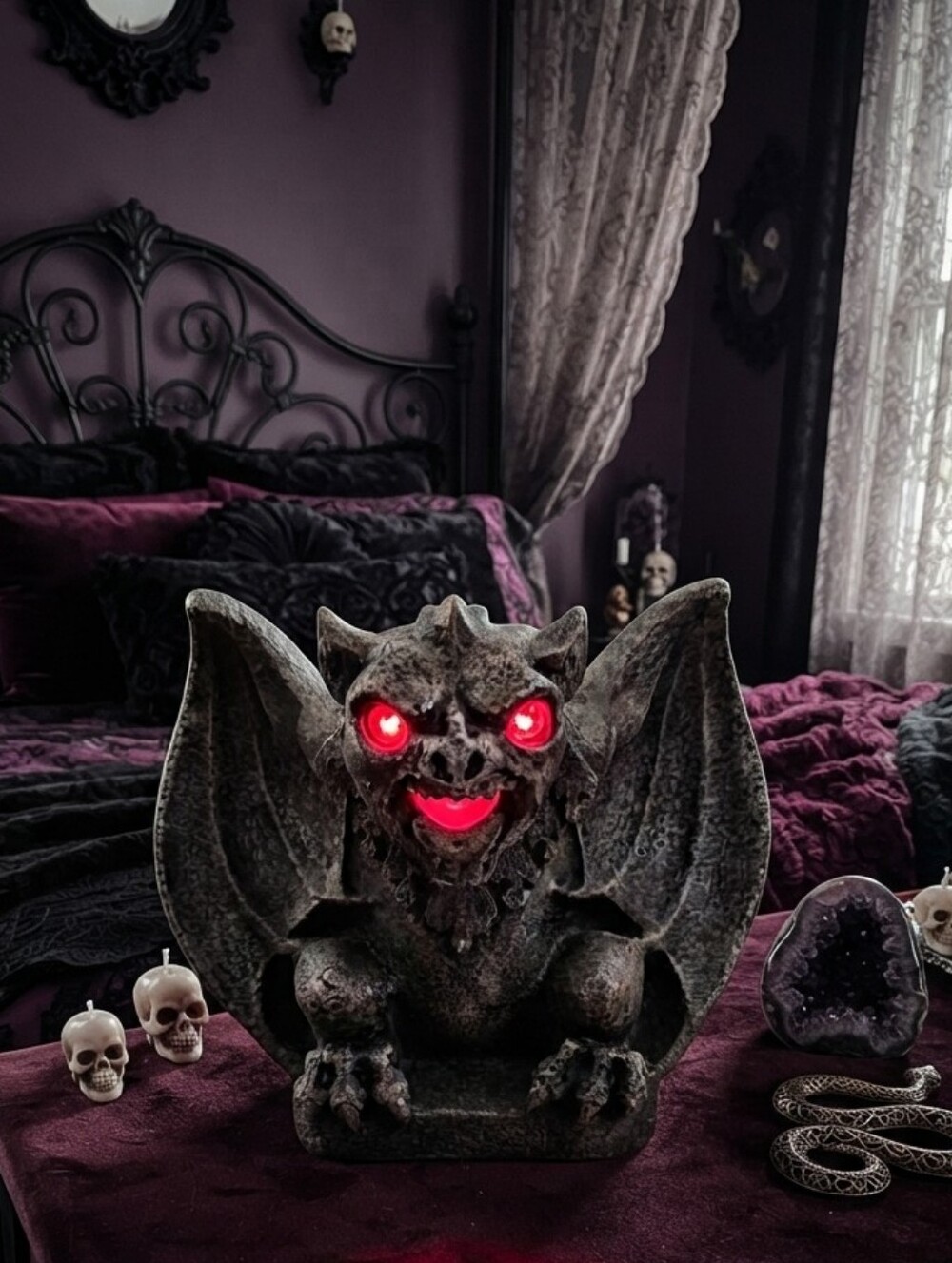 Gothic Vampire Bat Gargoyle Candle Holder Red Glass Eyes